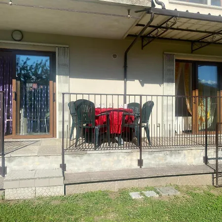 House 2021 דונגו