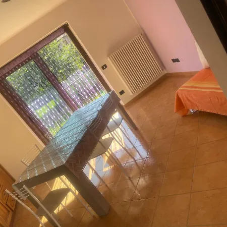 House 2021 דונגו
